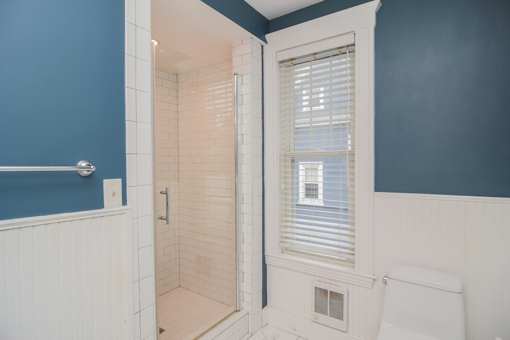 property viewer photo 16