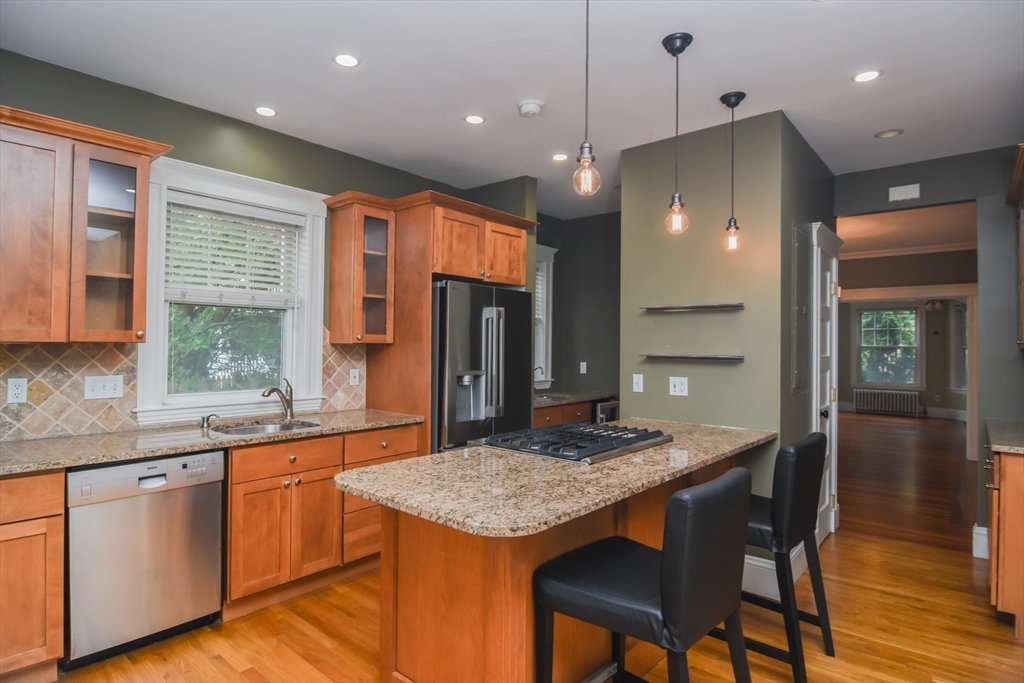 property viewer photo 6