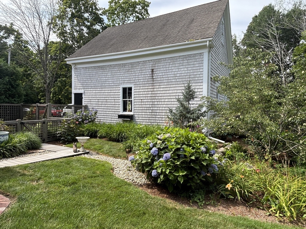 main property photo 30
