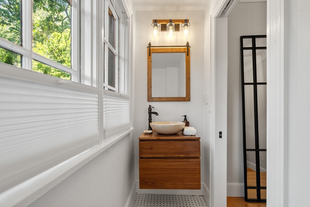 property viewer photo 5