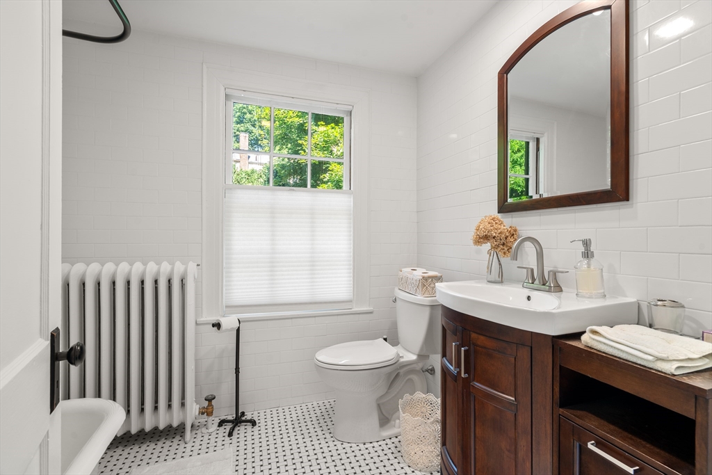 property viewer photo 9