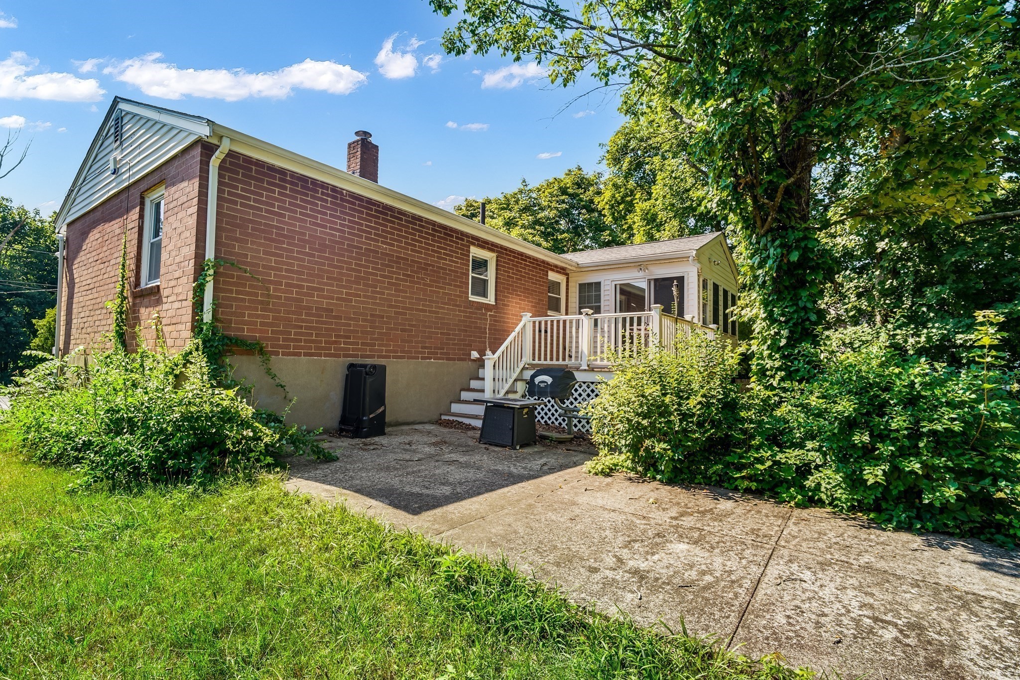 main property photo 21