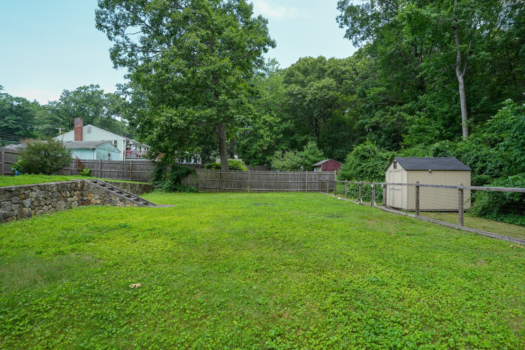 main property photo 25
