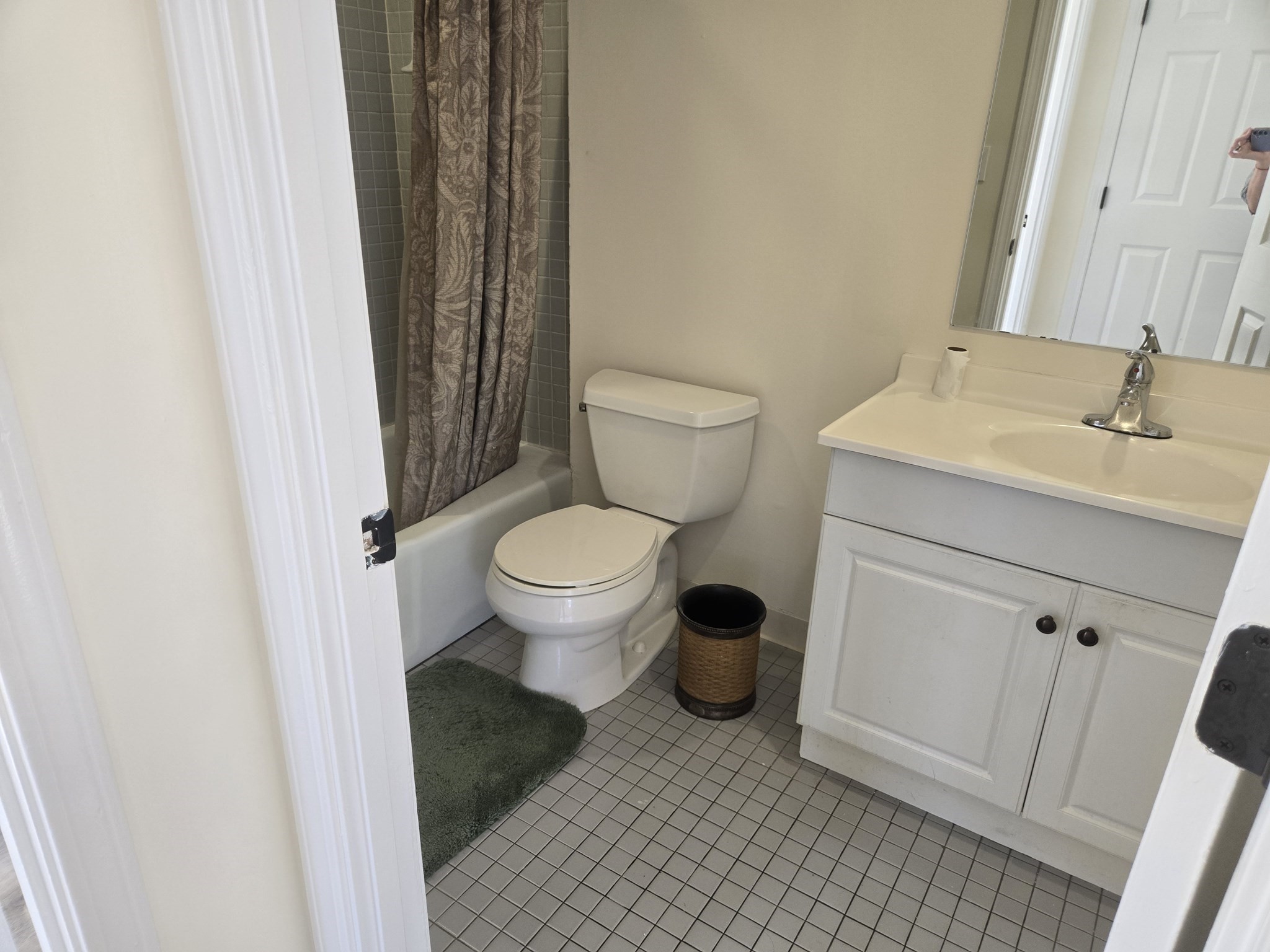 main property photo 7