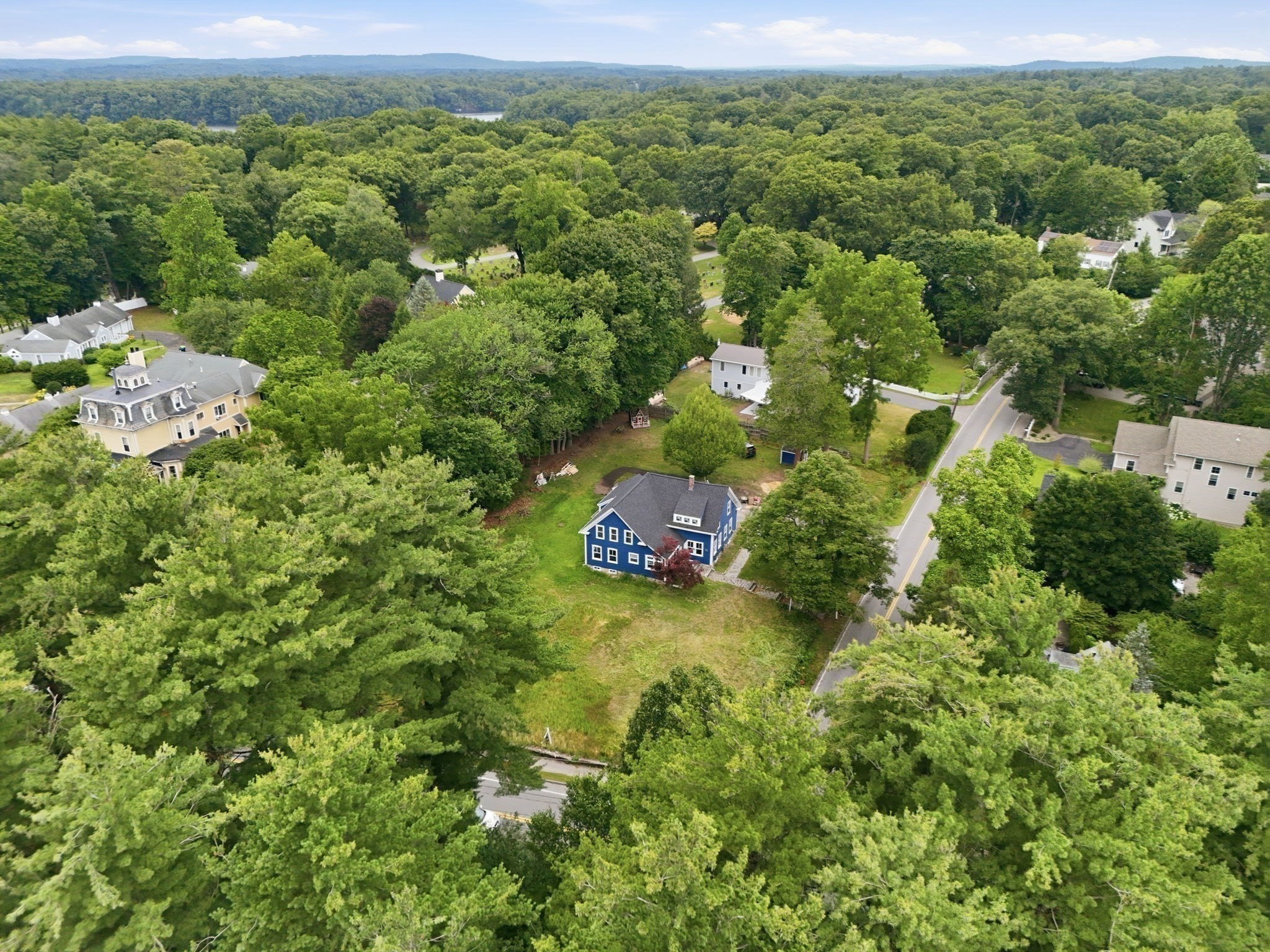main property photo 39