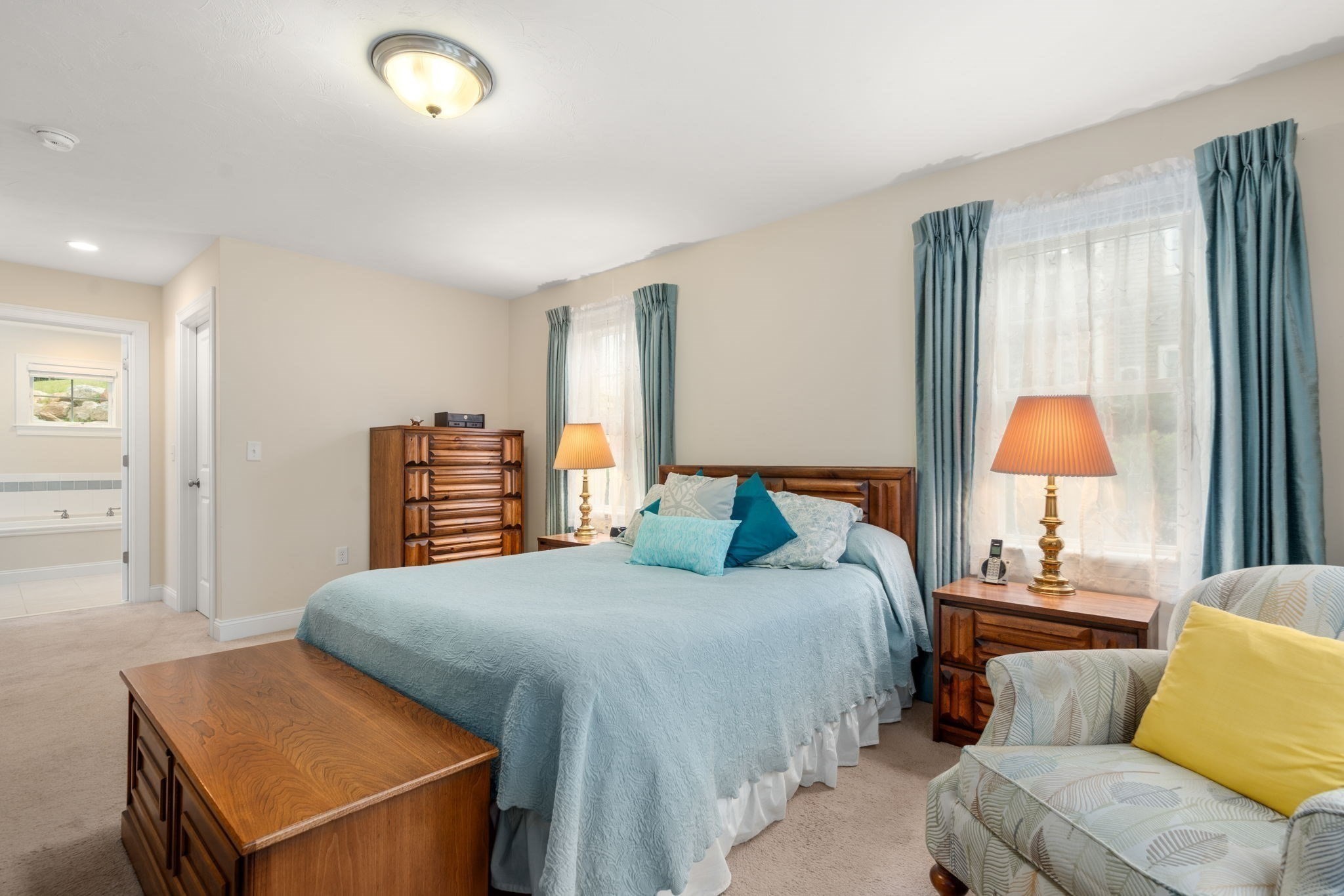 main property photo 17