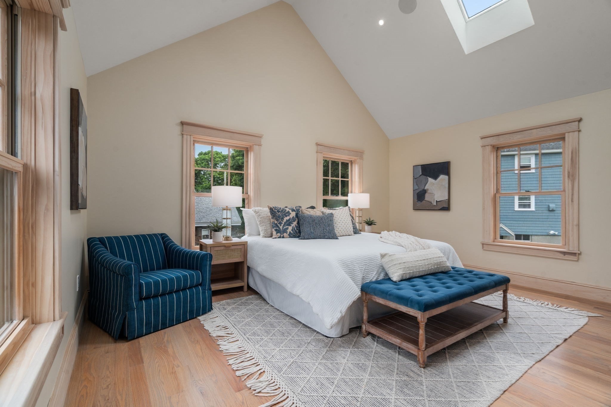 main property photo 22