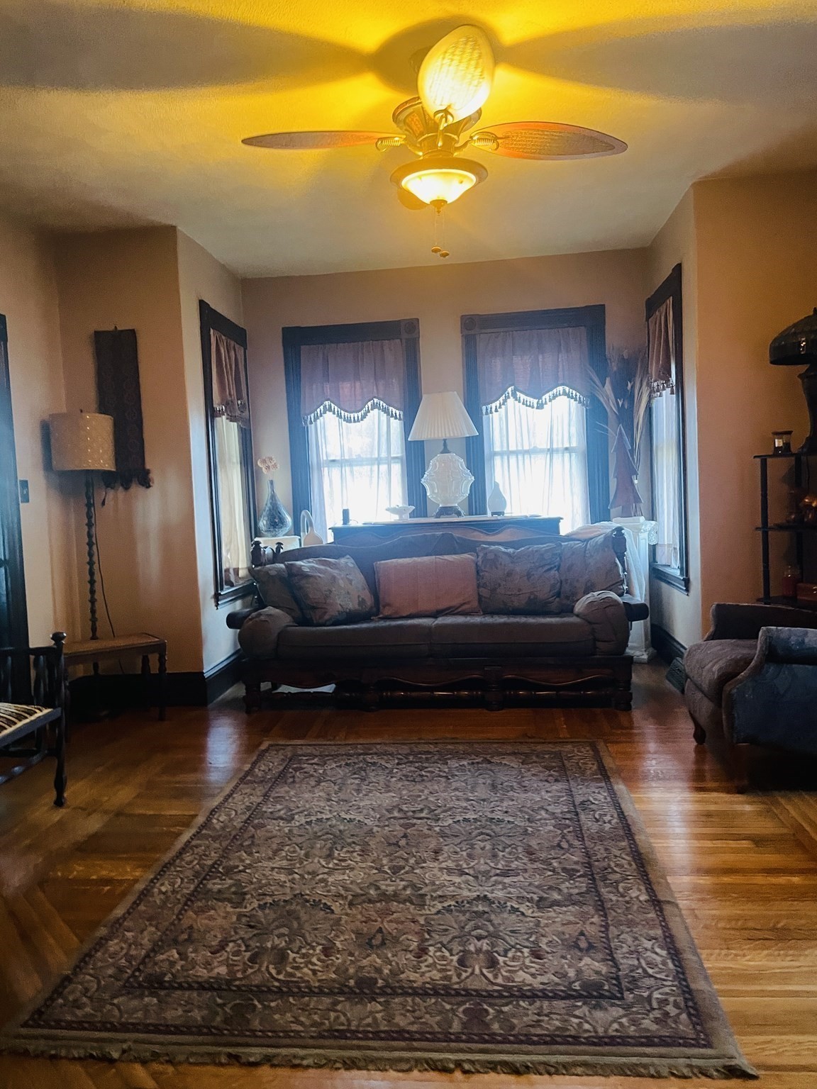 main property photo 9