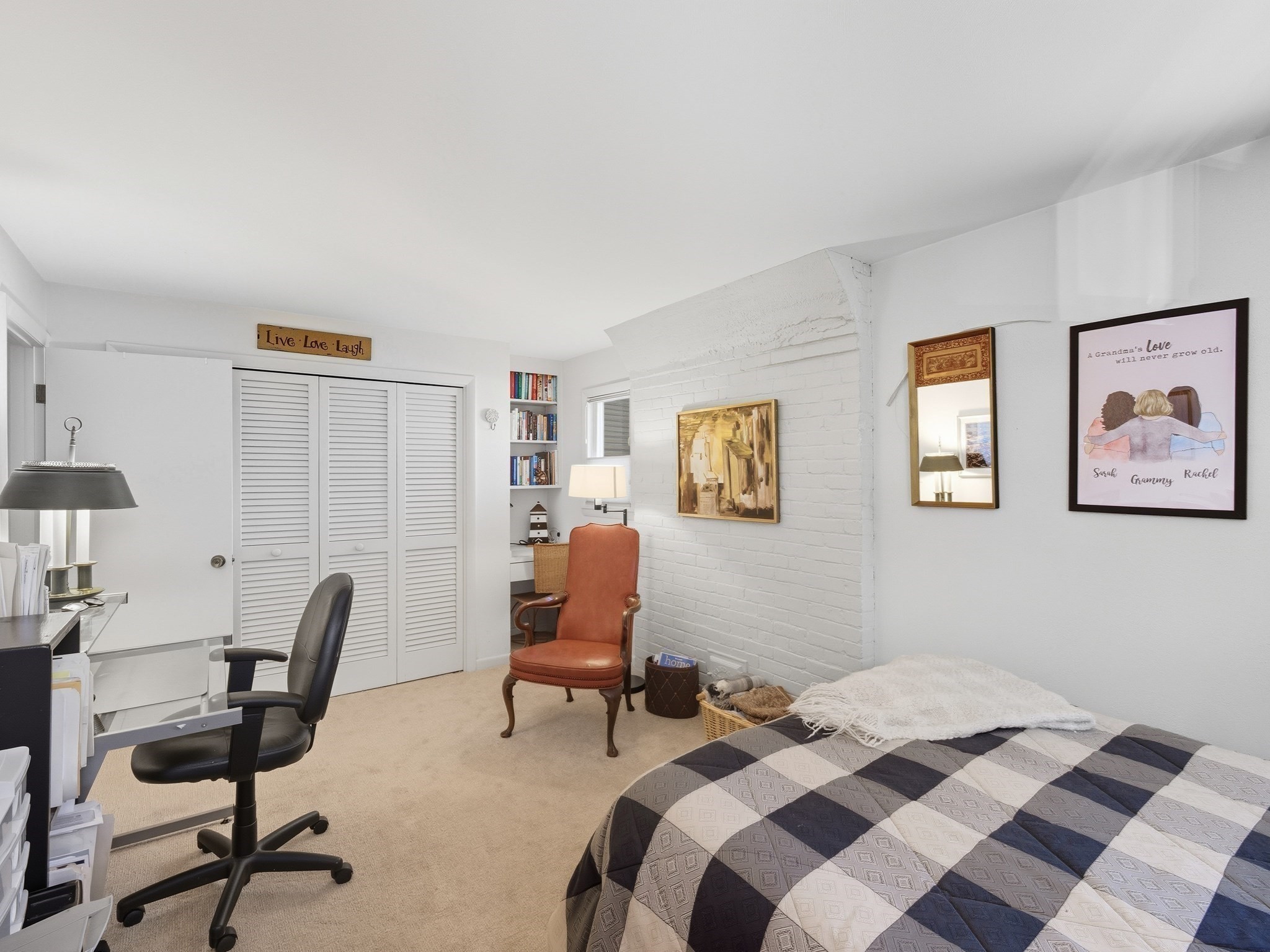 main property photo 24