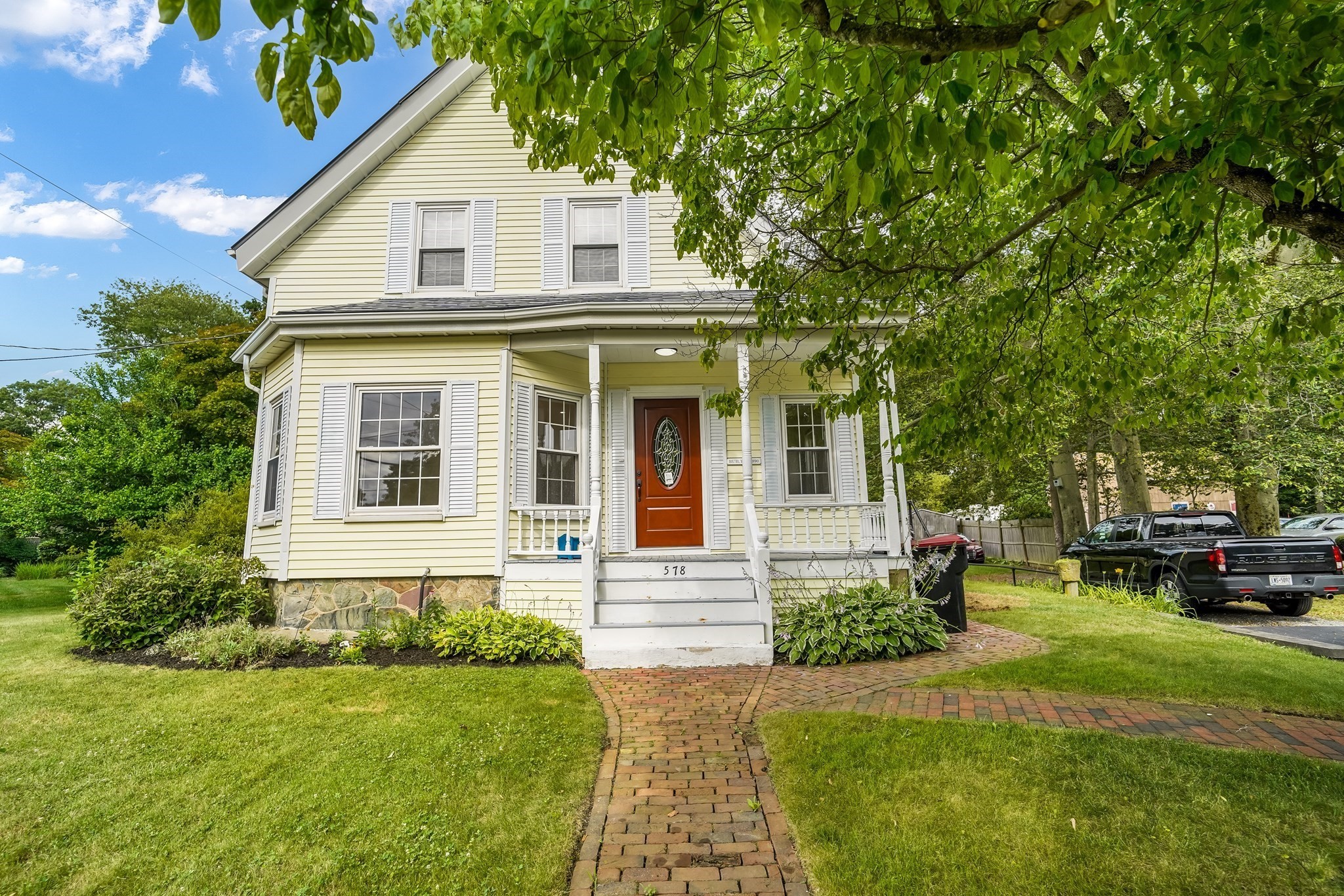 main property photo 1