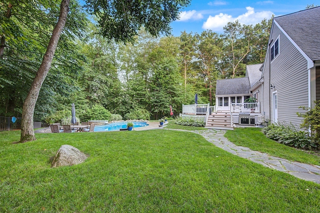 main property photo 34