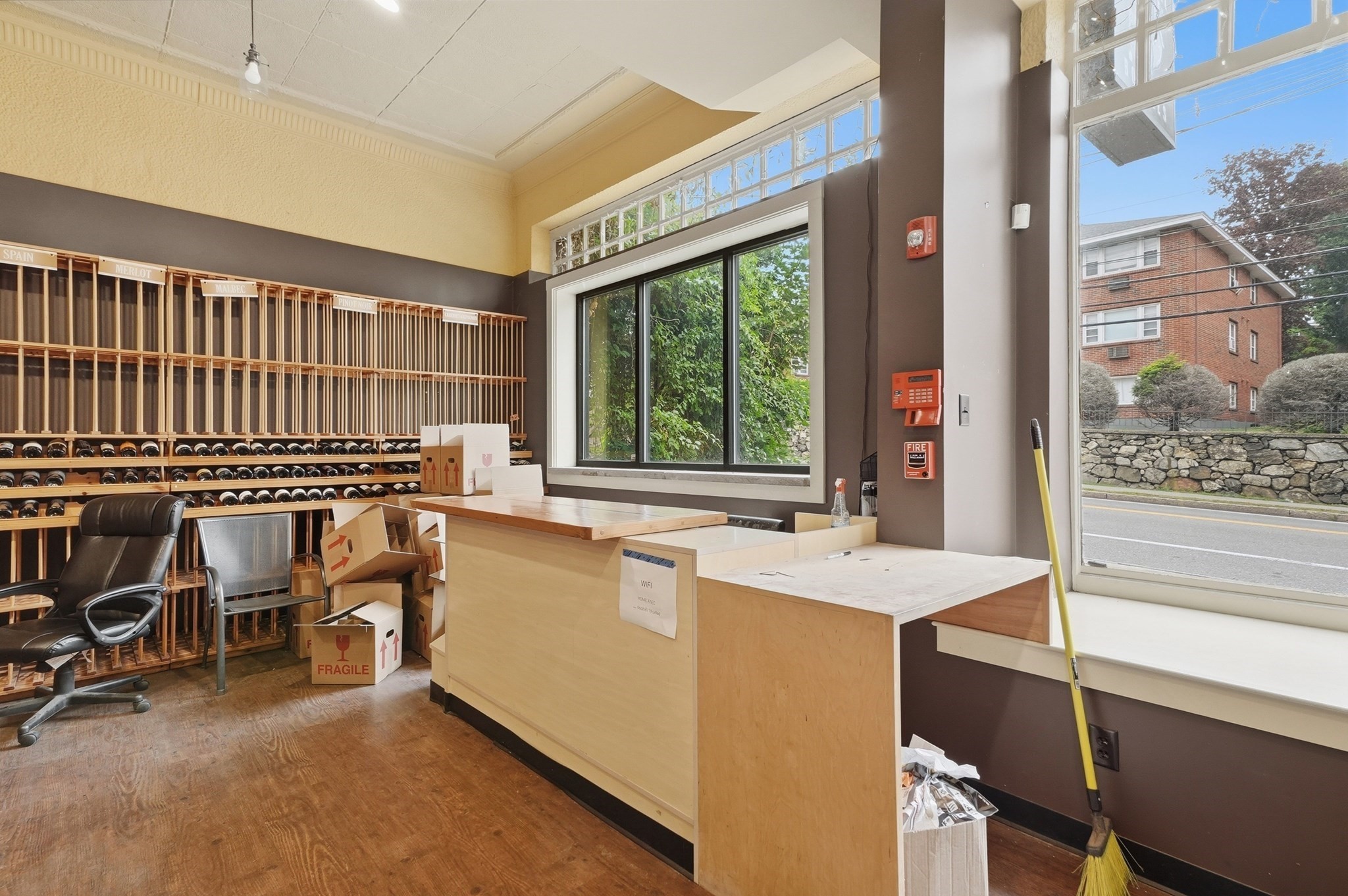 main property photo 6