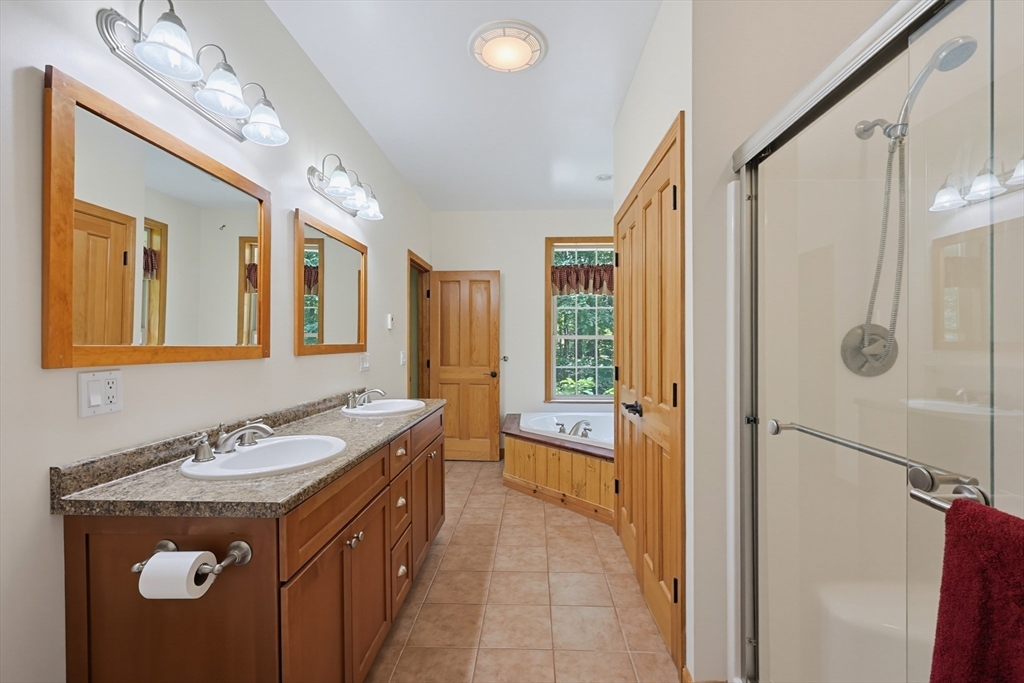 property viewer photo 27