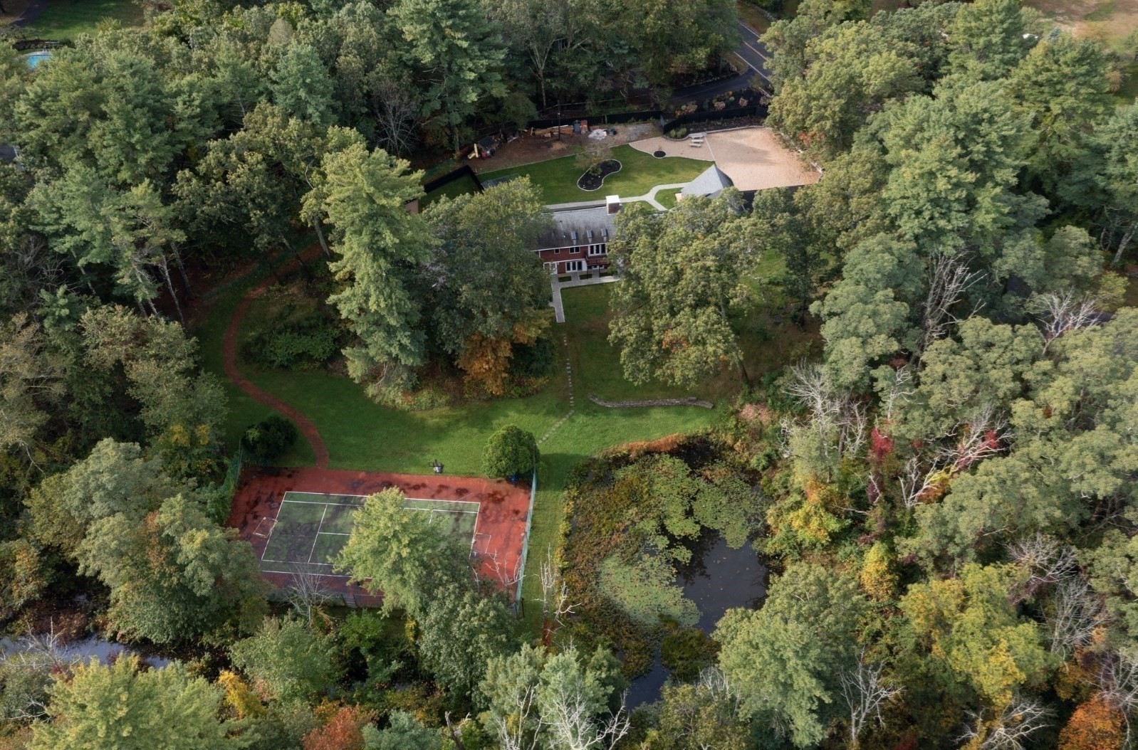 main property photo 4