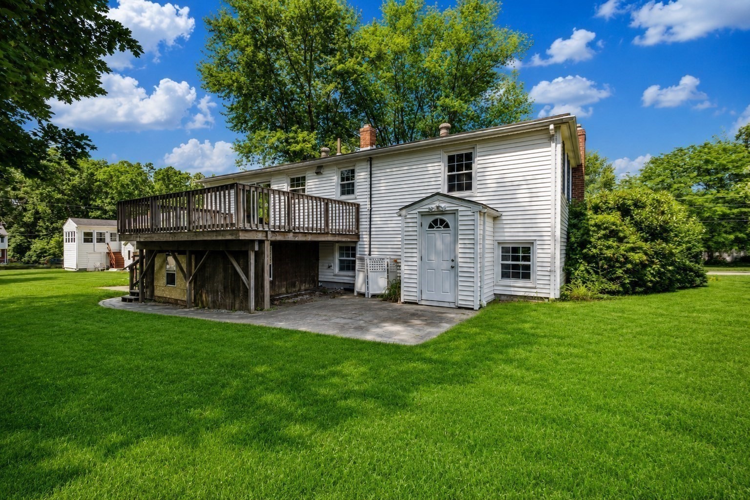 main property photo 39