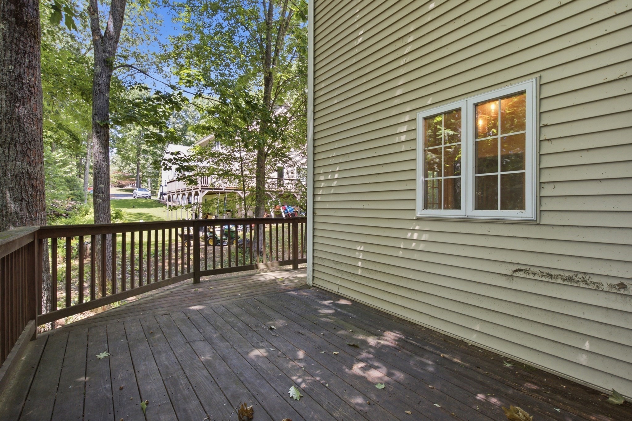 main property photo 27