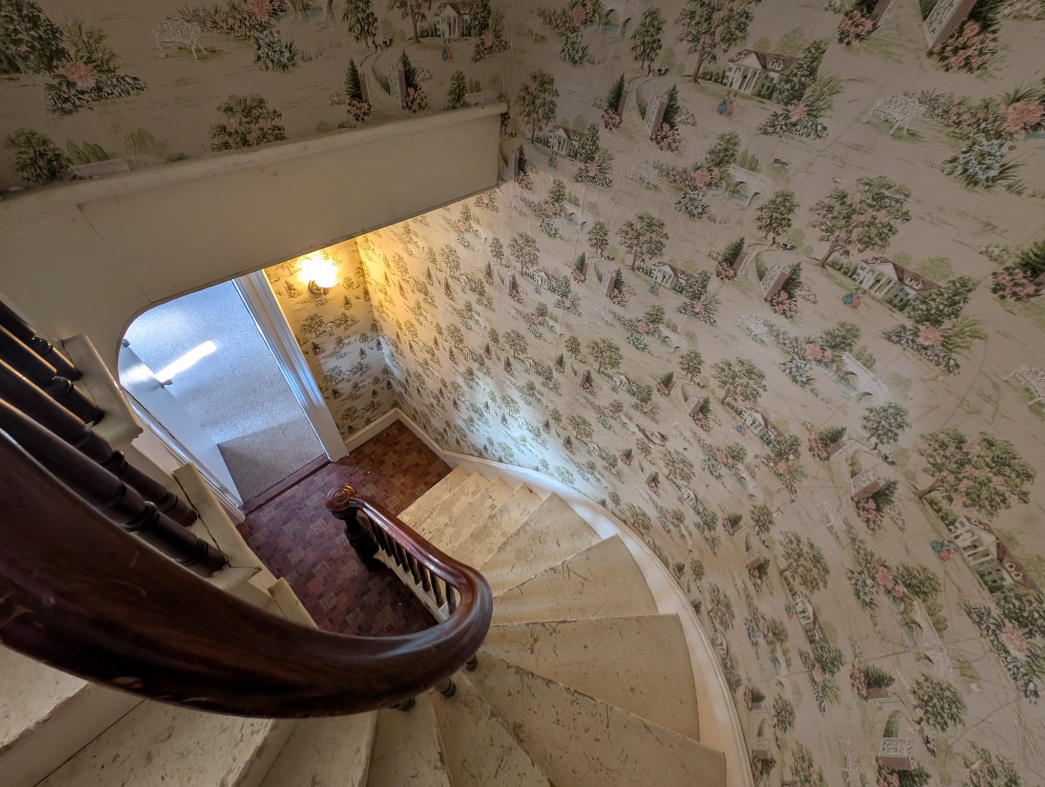 main property photo 10