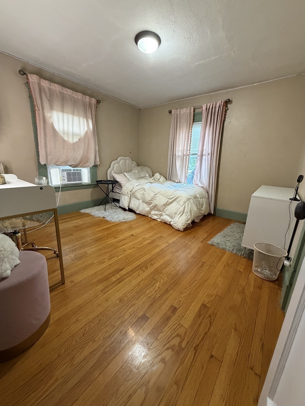 main property photo 13