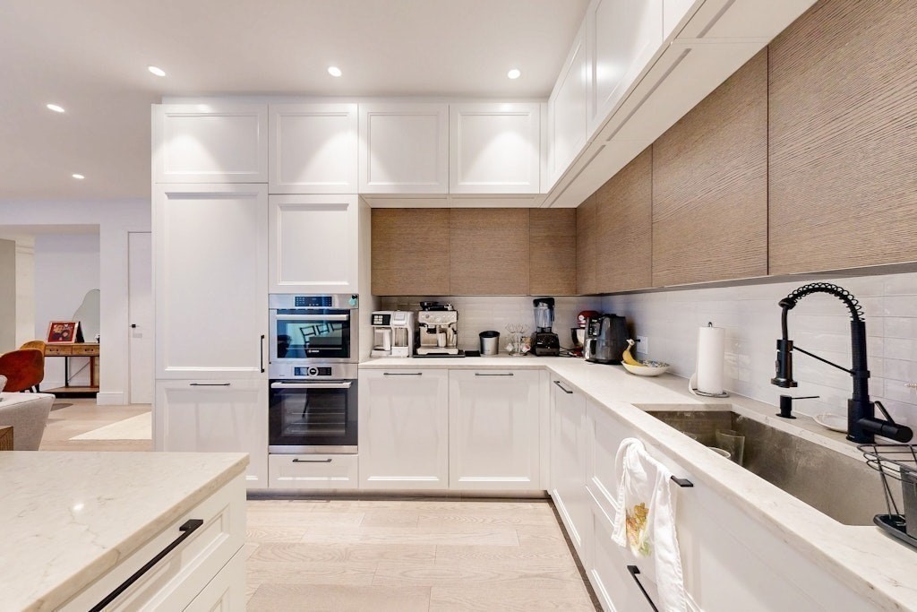 property viewer photo 2