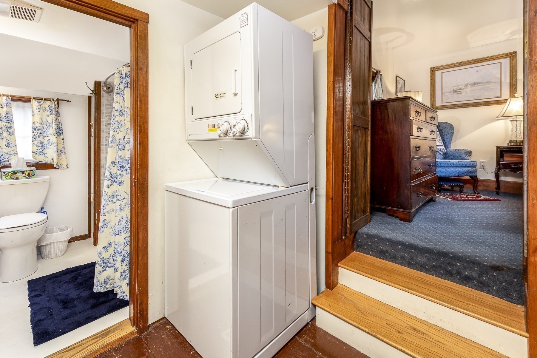 main property photo 17
