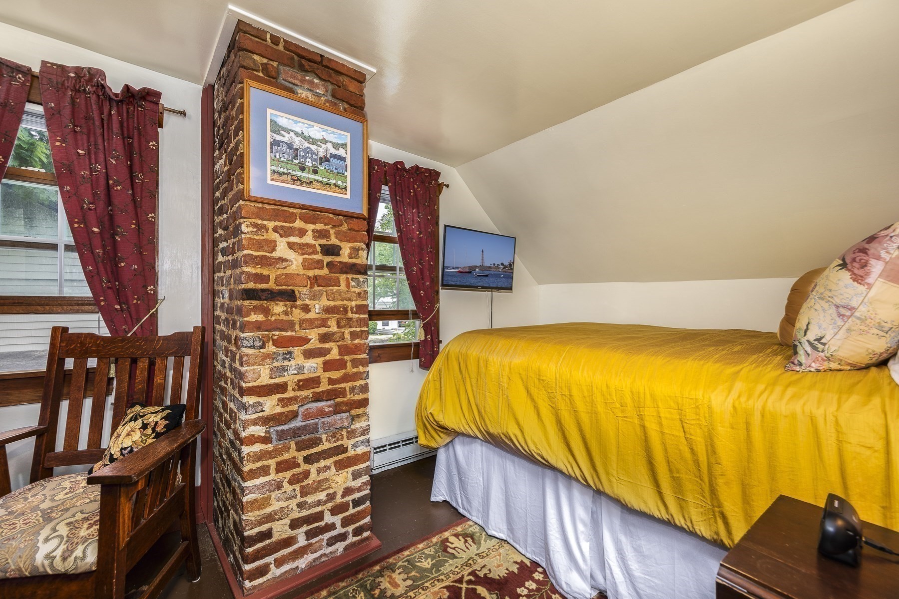 main property photo 25