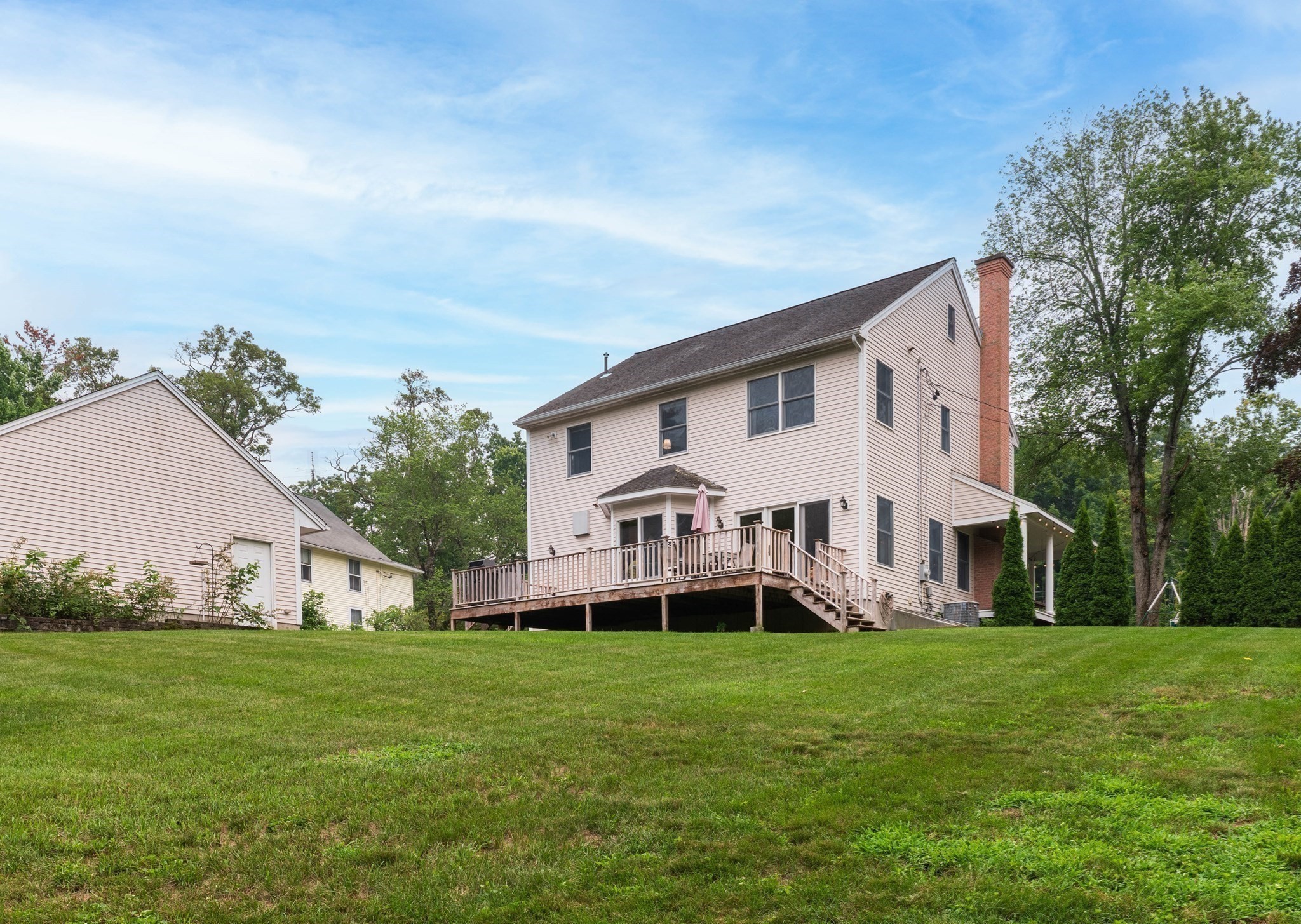 main property photo 7