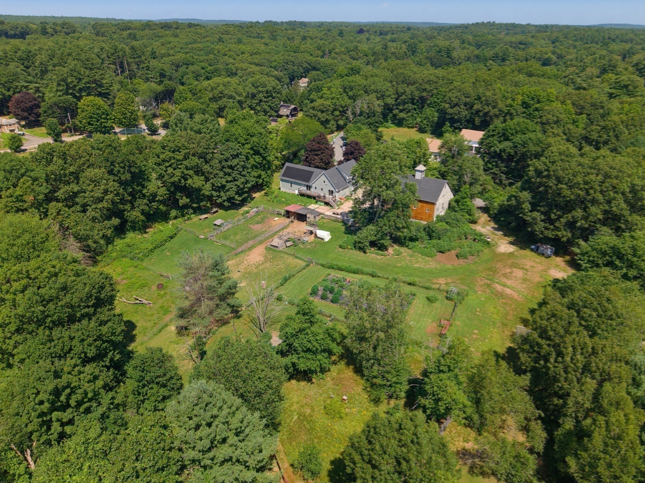 main property photo 26