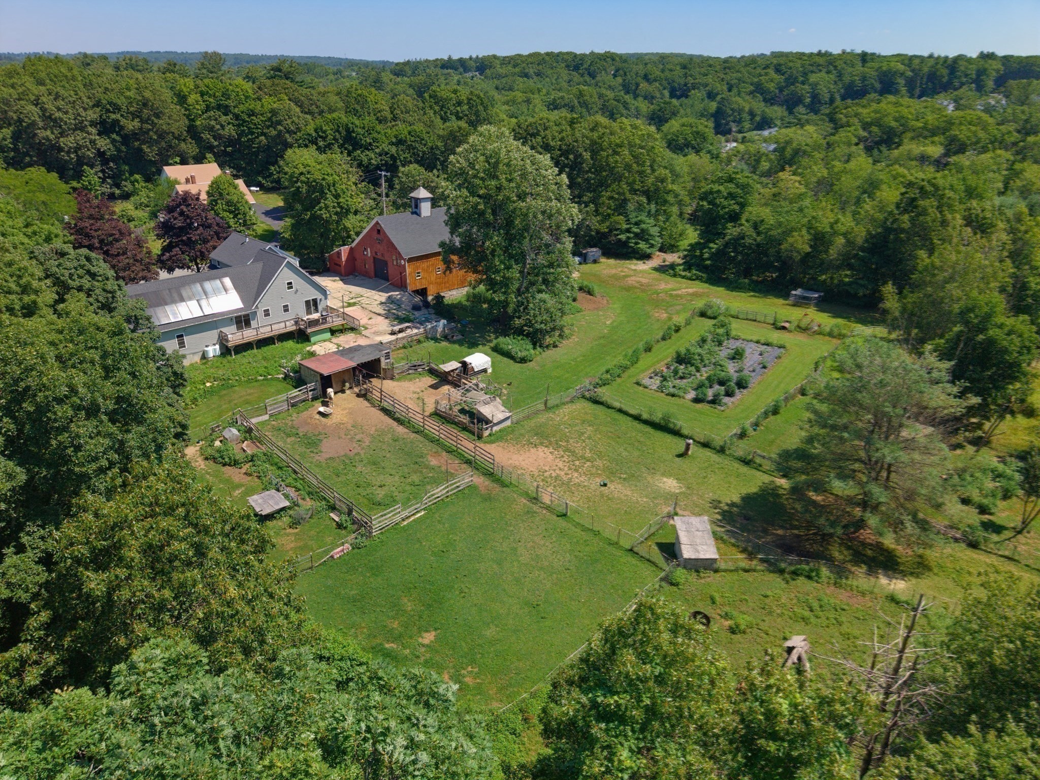 main property photo 29
