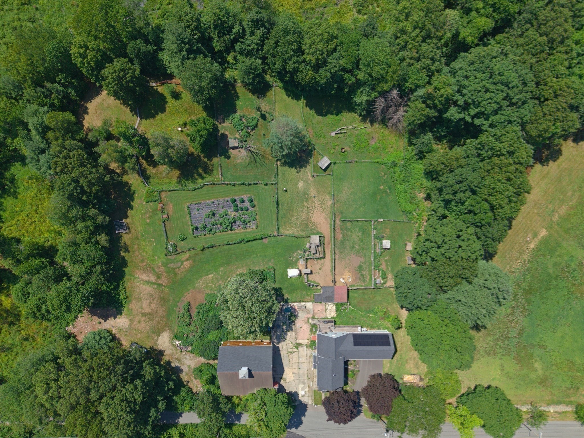 main property photo 31