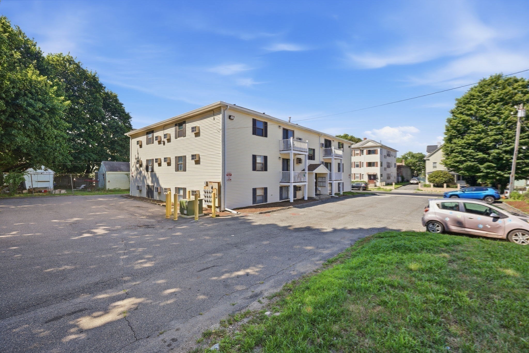 main property photo 24