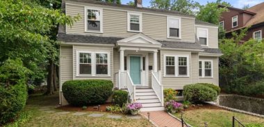 image of property with 3 Bed | 2 Bath | 1,694 Sqft