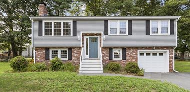 image of property with 4 Bed | 2 Bath | 2,094 Sqft