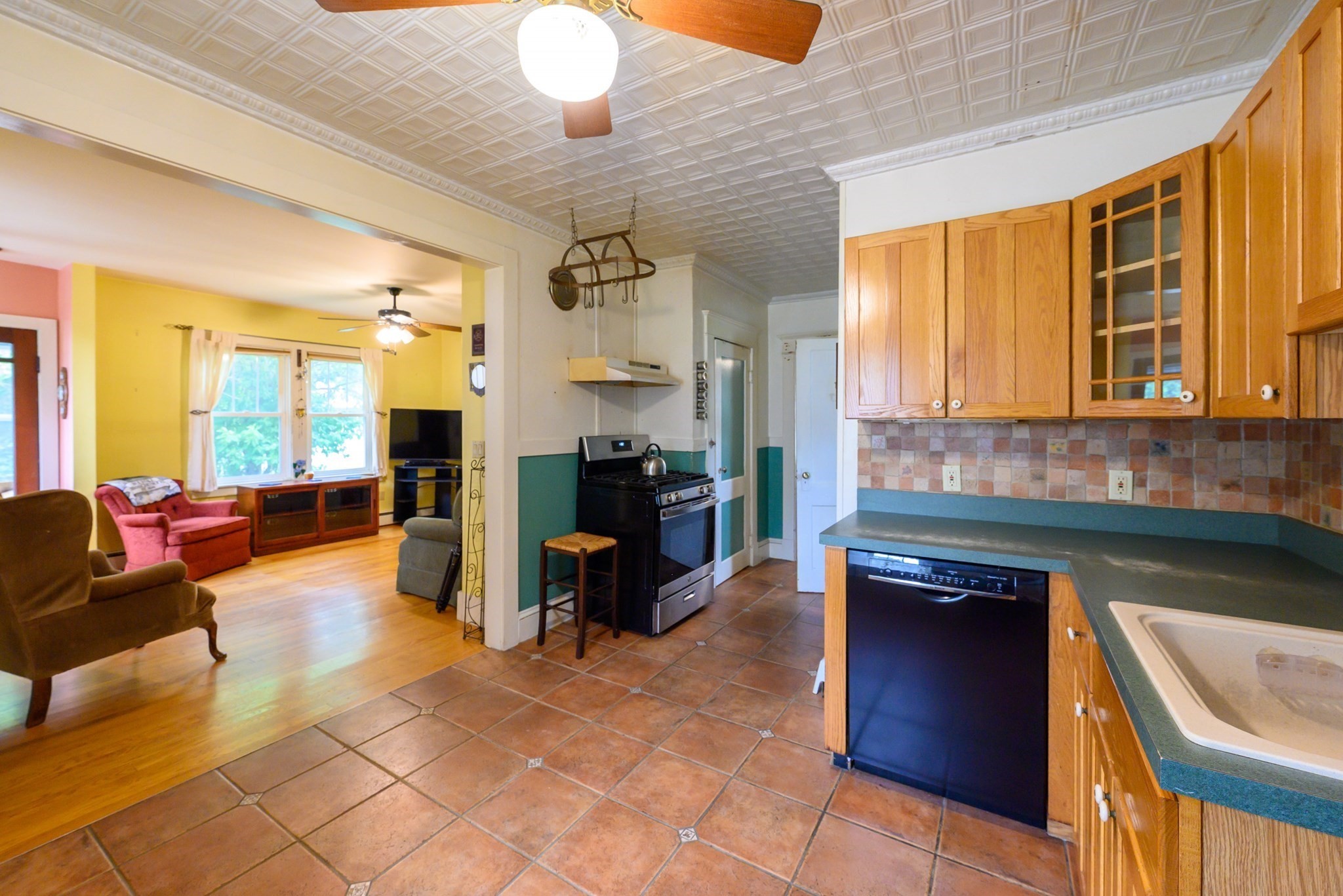 main property photo 10