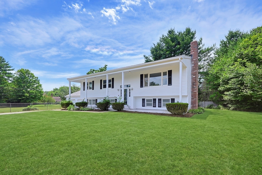 main property photo 13