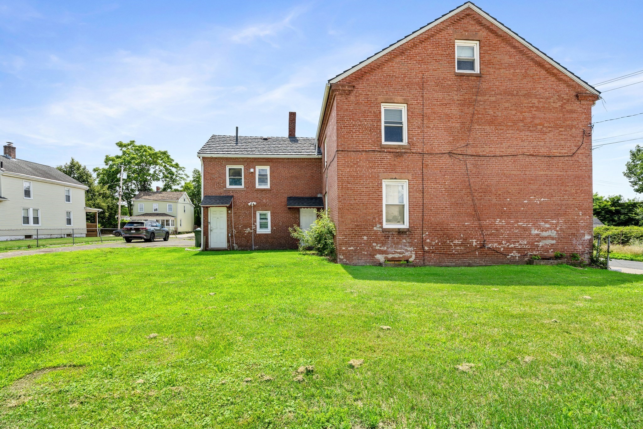 main property photo 20