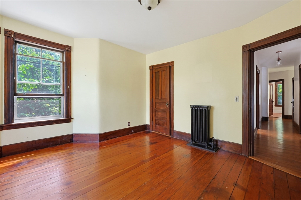 property viewer photo 24