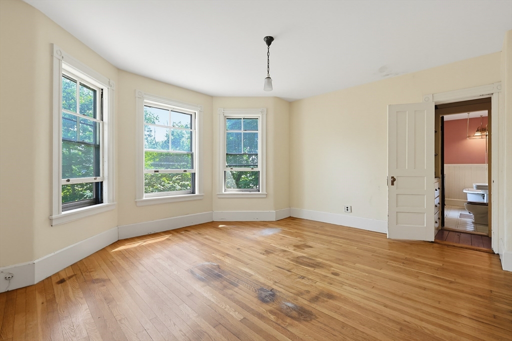 property viewer photo 31