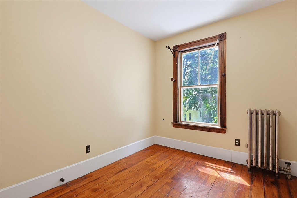 property viewer photo 35