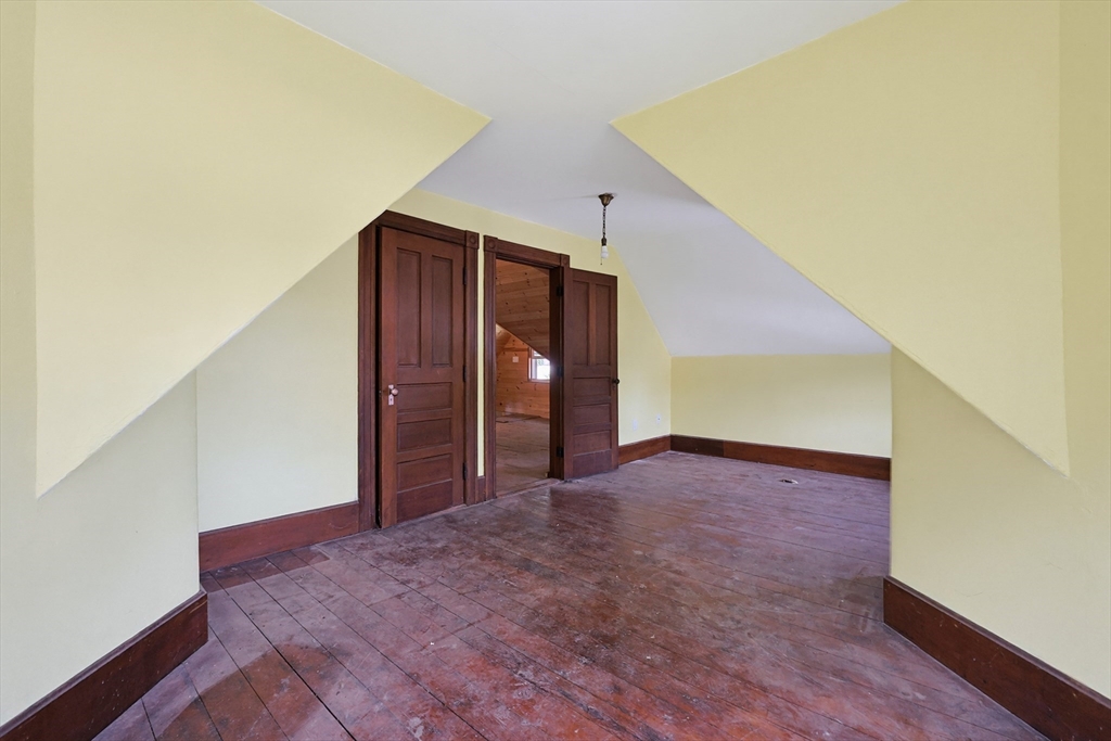 property viewer photo 40