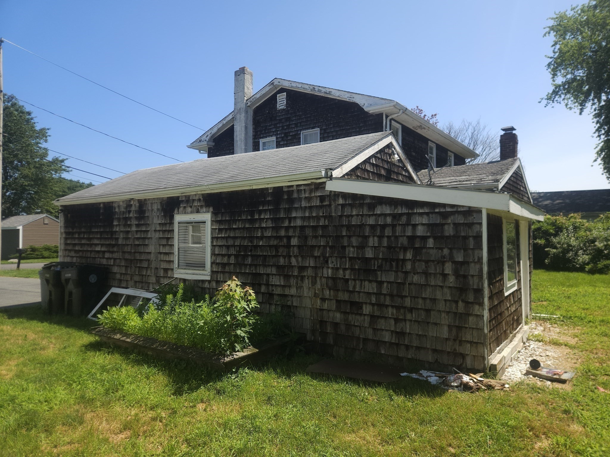 main property photo 14