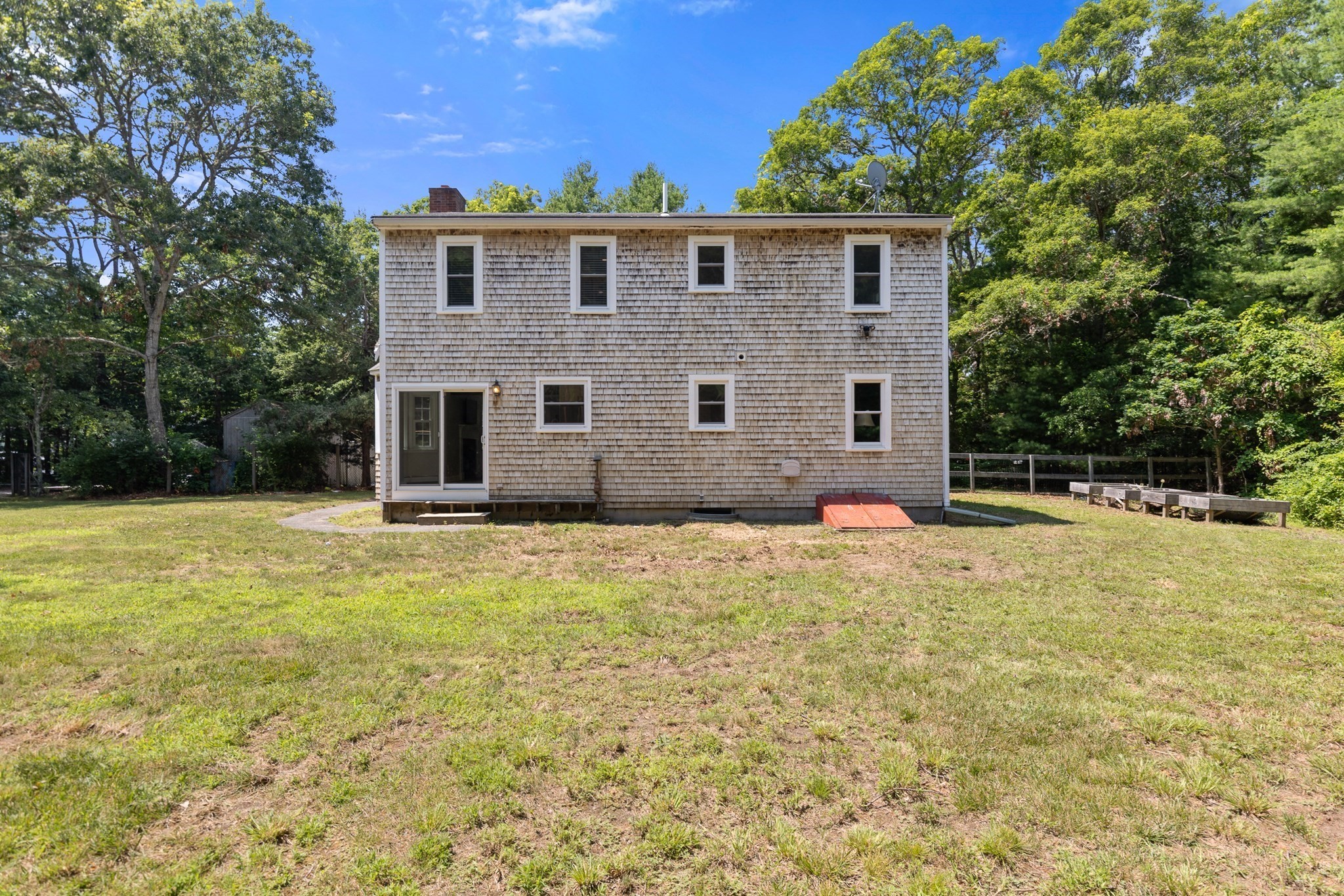 main property photo 38