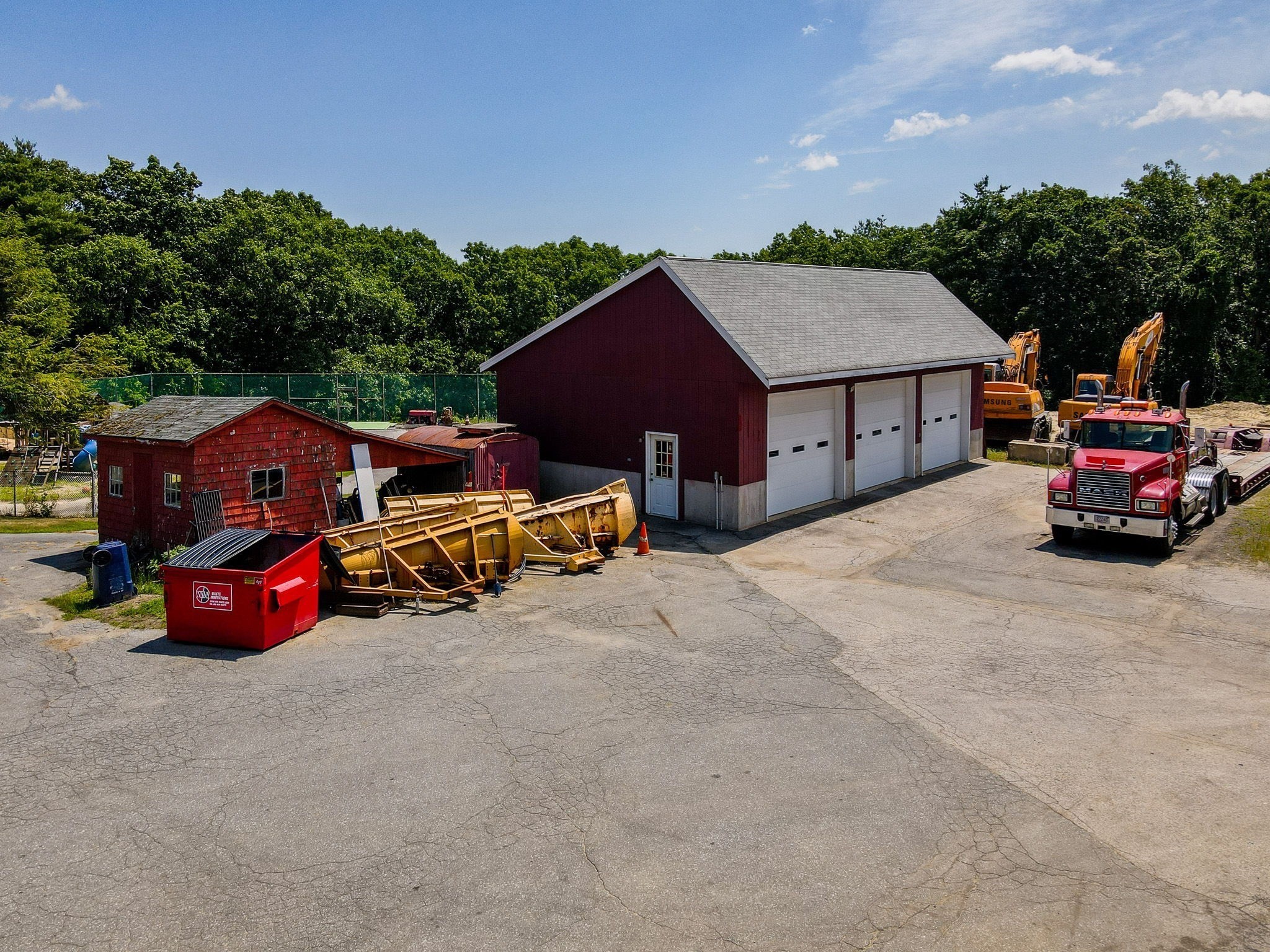 main property photo 6