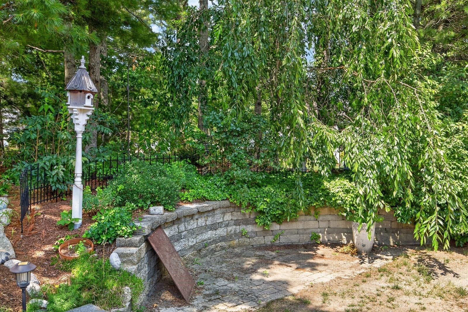 main property photo 36