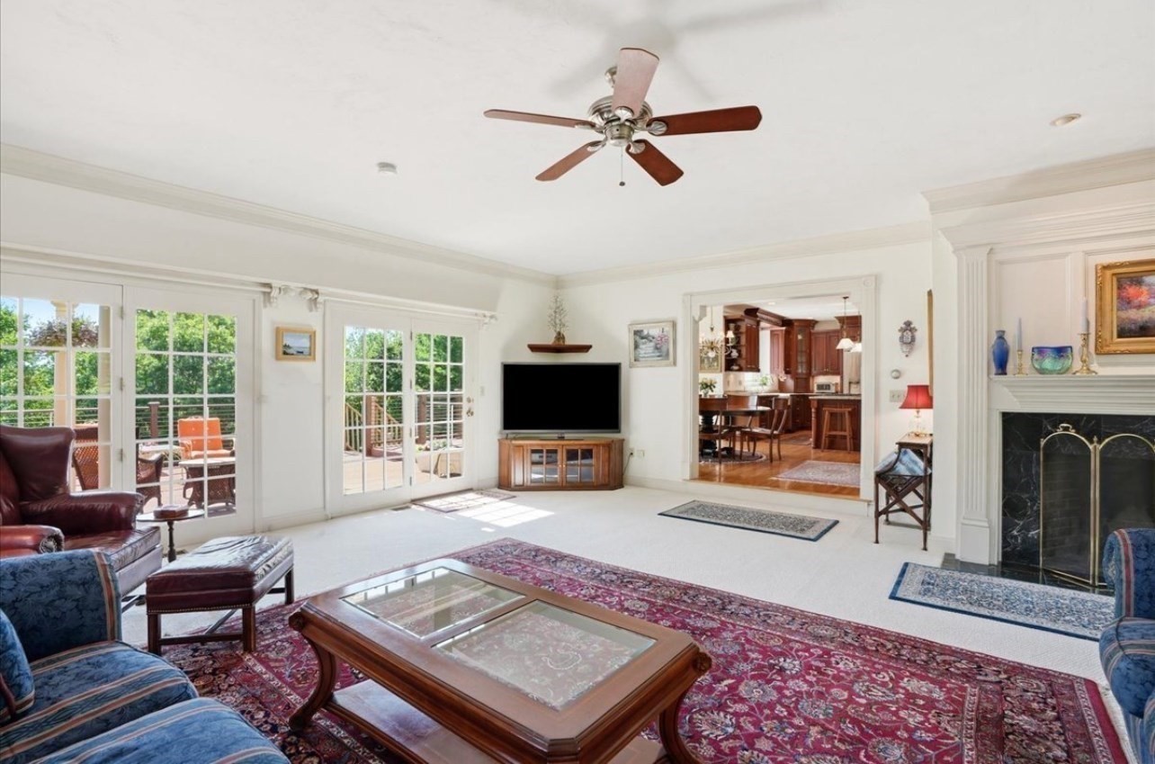 main property photo 14