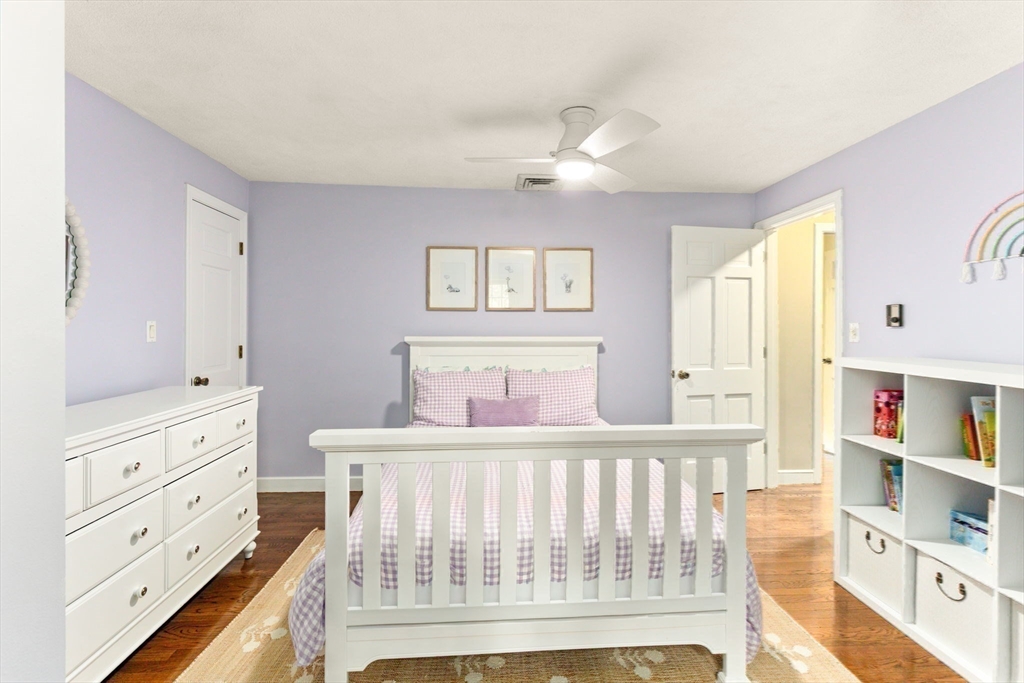 property viewer photo 25