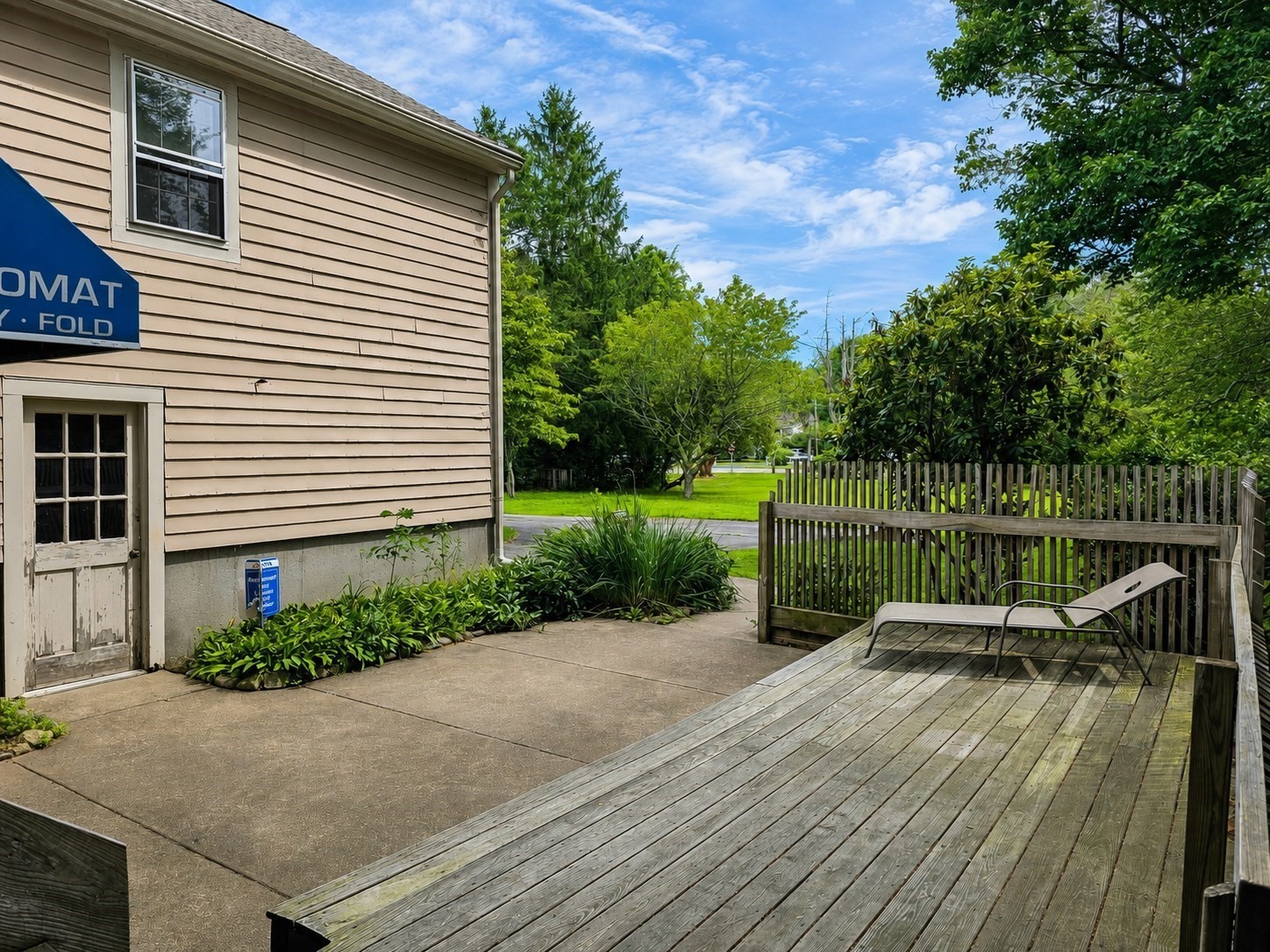 main property photo 29
