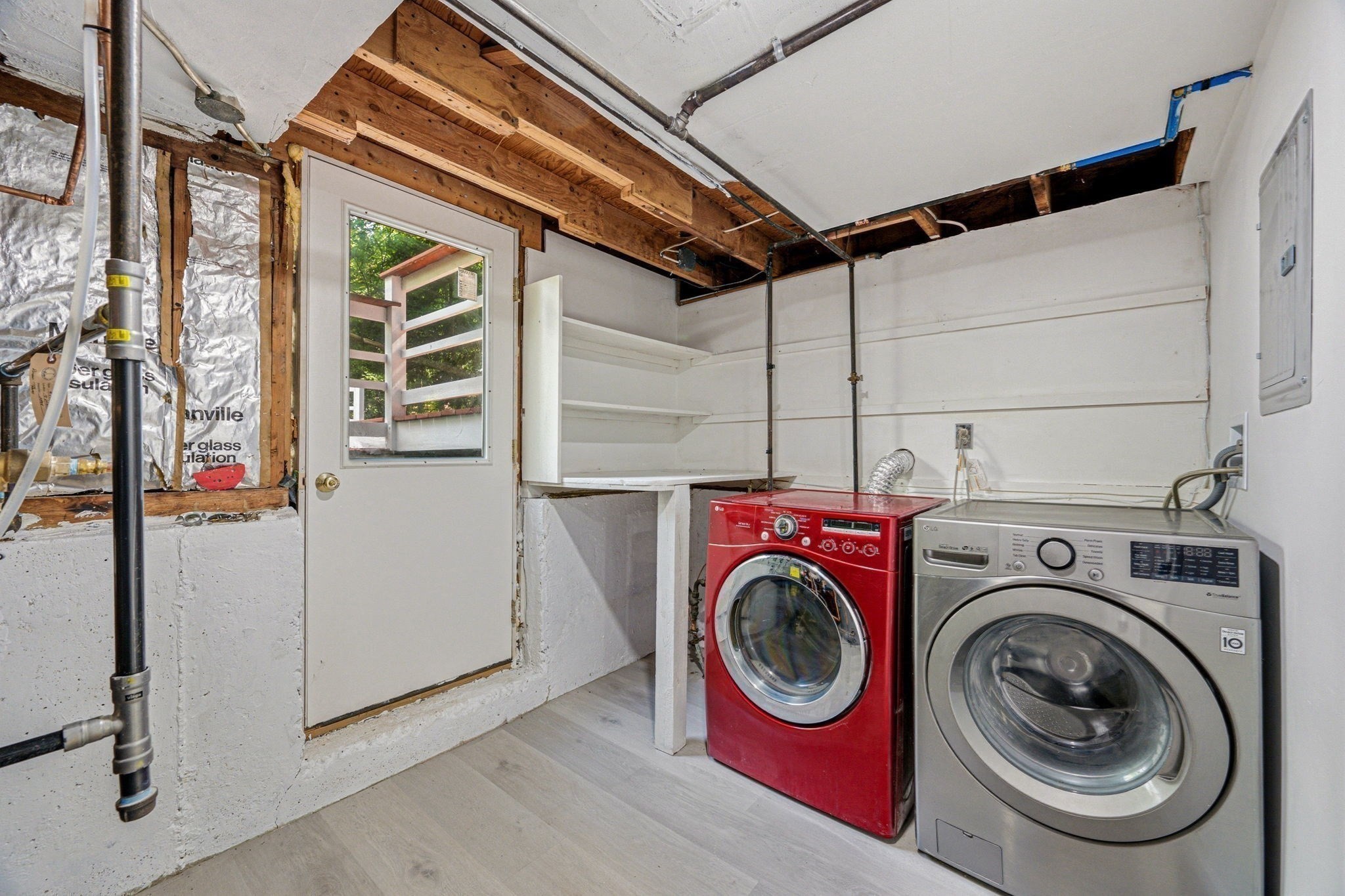 main property photo 34