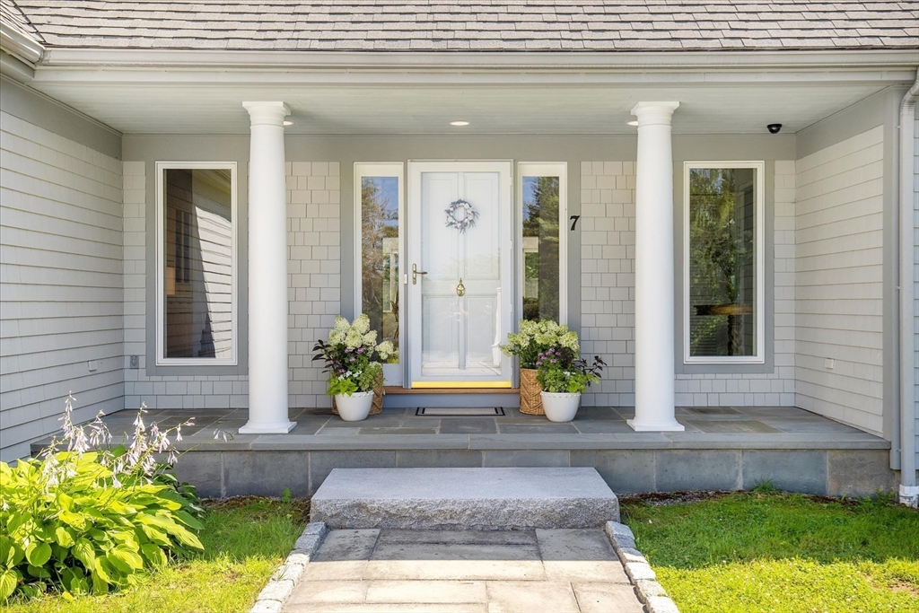 main property photo 5