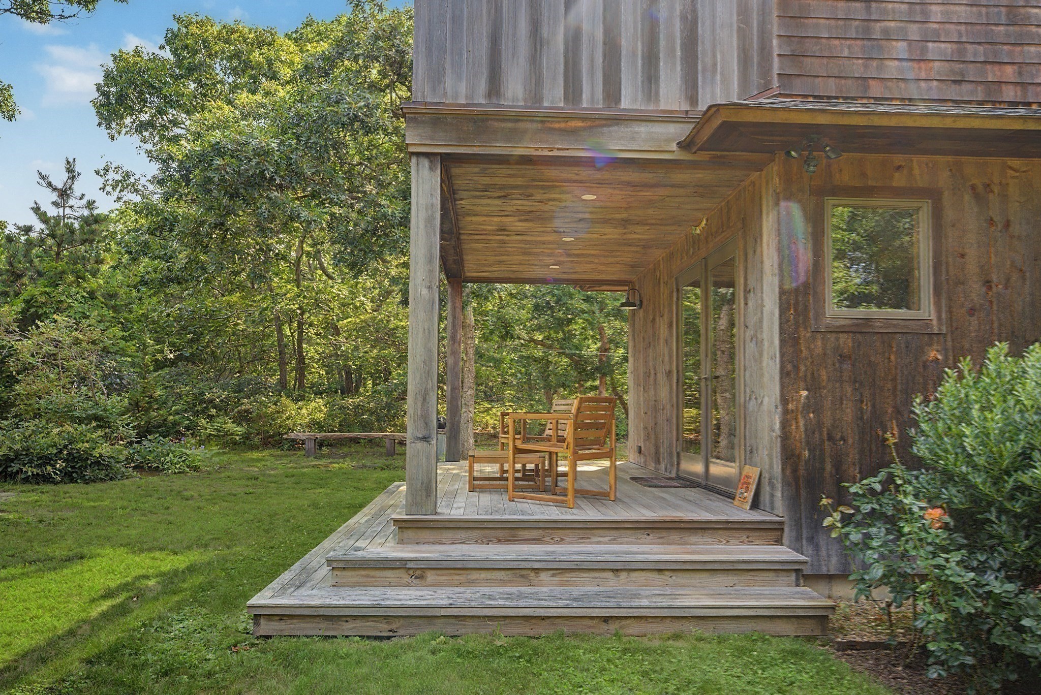 main property photo 30