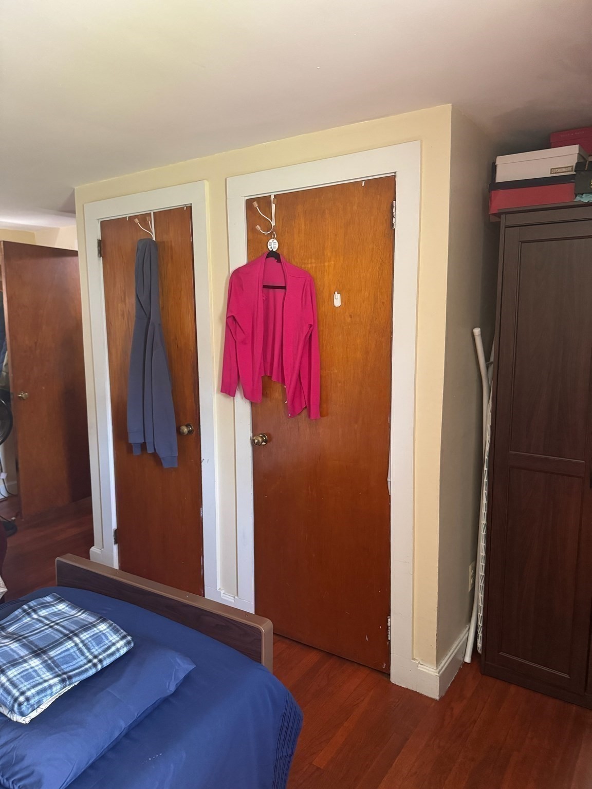 main property photo 9